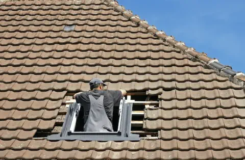 Pose de velux - Le Breil-sur-Mérize